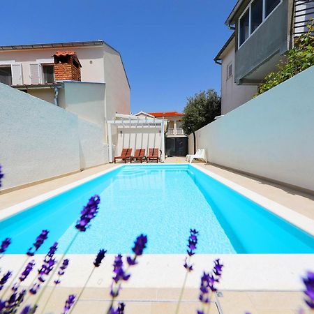 Villa Klaudia With Pool ザダル エクステリア 写真